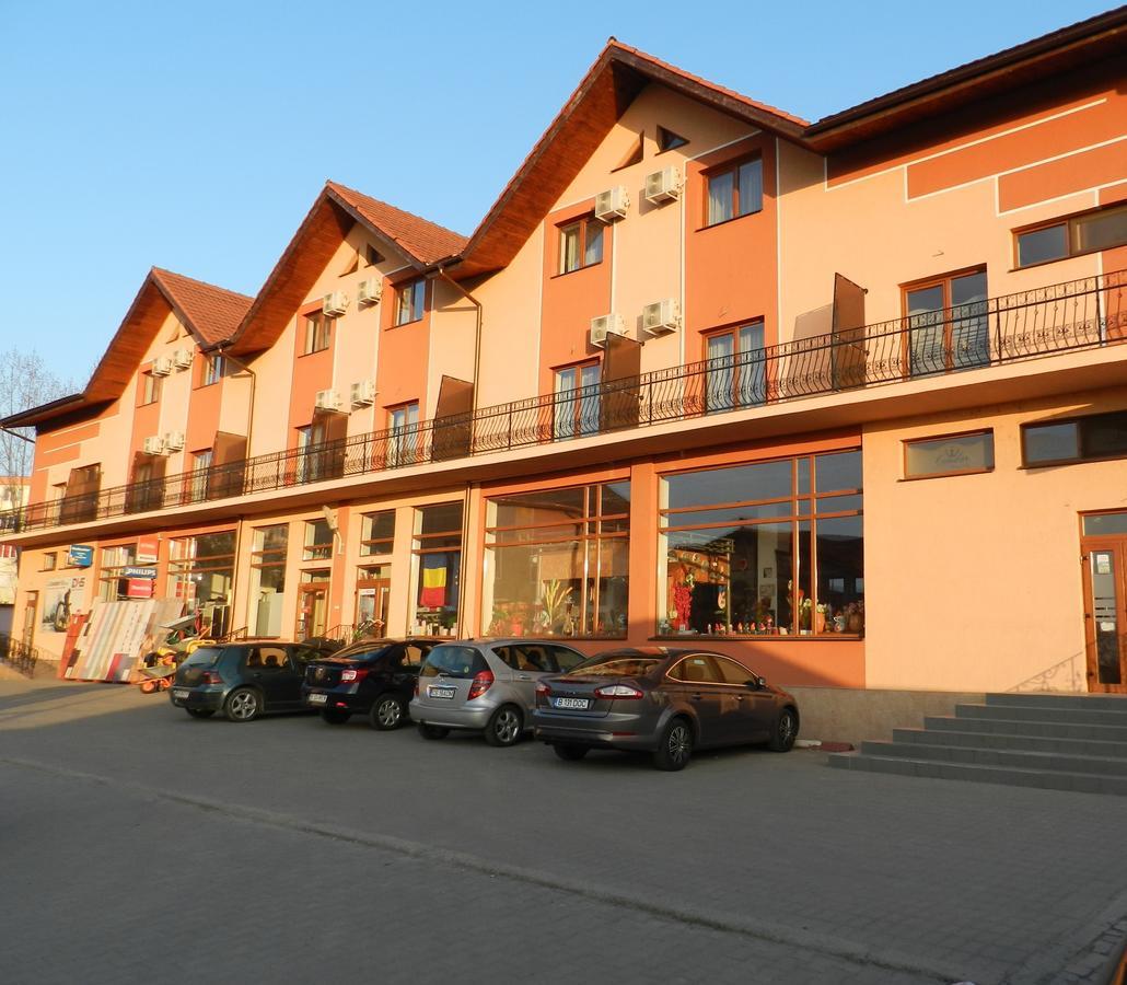 Hotel Condor Oravita Exterior foto
